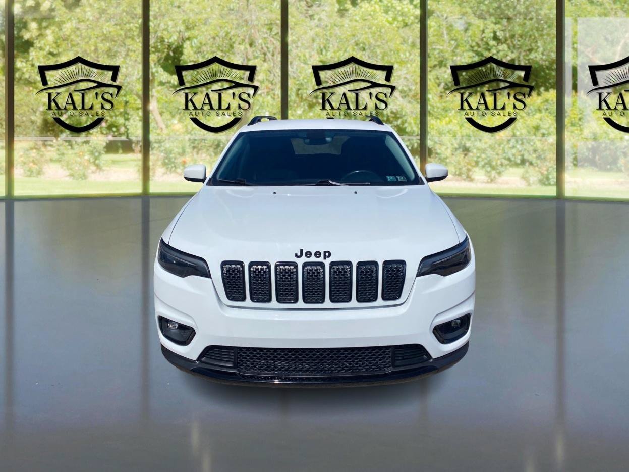 Used 2020 Jeep Cherokee Latitude Plus AWD/4WD image 2