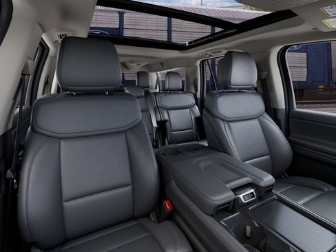 New 2027 Ford Expedition Max Active RWD image 10