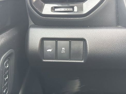 Used 2023 Honda Pilot Touring image 26