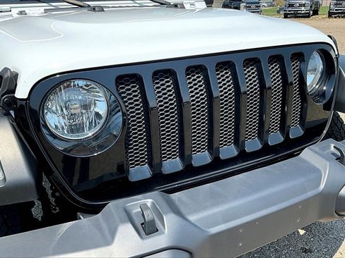 Used 2020 Jeep Wrangler Unlimited Willys image 28