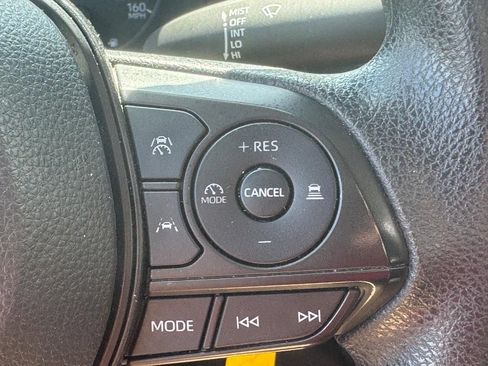Used 2024 Toyota Corolla LE FWD image 25