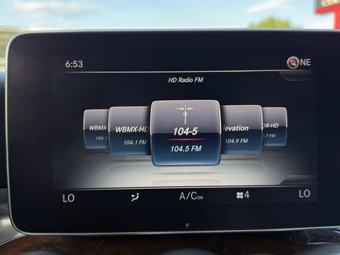 Used 2018 Mercedes-Benz GLC 300 4MATIC image 53