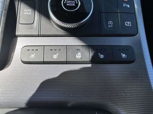 Used 2024 Hyundai Palisade Calligraphy image 19