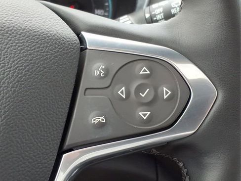 Used 2023 Chevrolet Traverse LT w/ LT Premium Package image 28