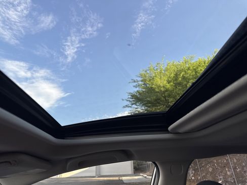 Used 2018 Subaru Crosstrek 2.0i Premium AWD/4WD image 31
