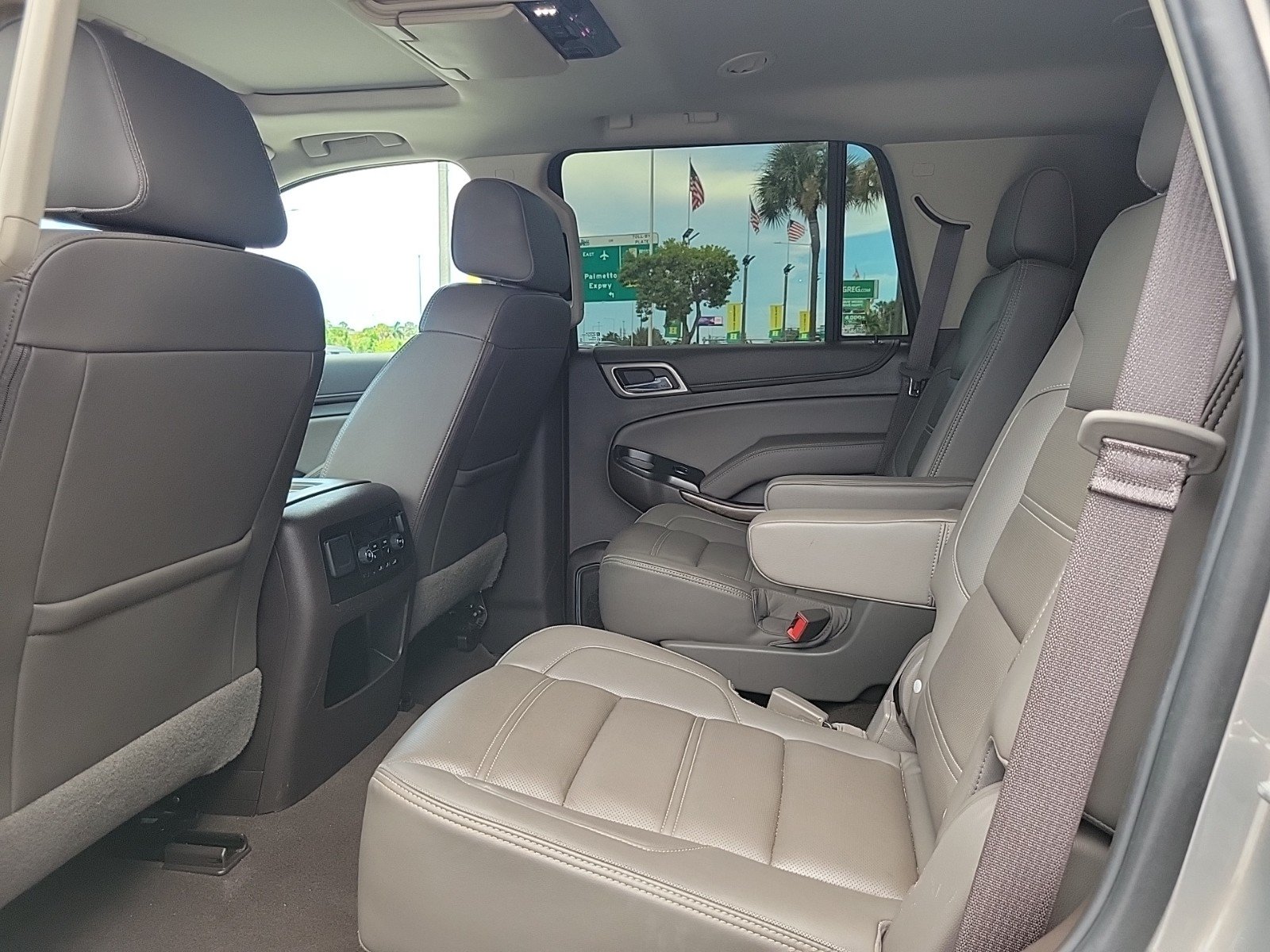 Used 2019 GMC Yukon Denali w/ Denali Ultimate Package RWD image 16