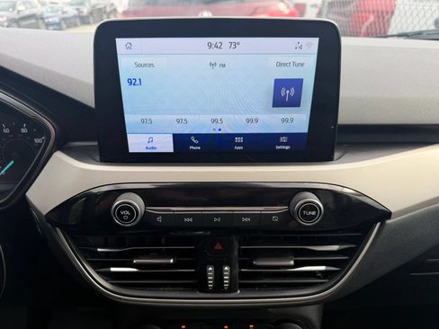 Used 2021 Ford Escape SE FWD image 15