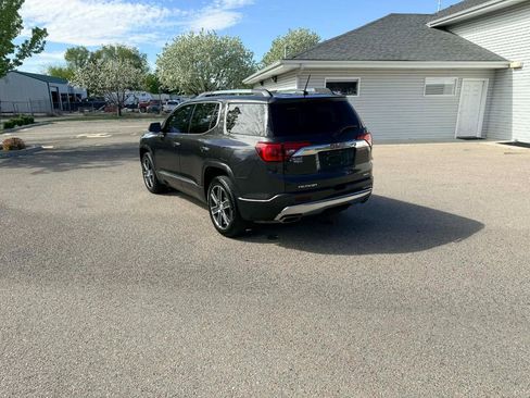 Used 2018 GMC Acadia Denali image 3