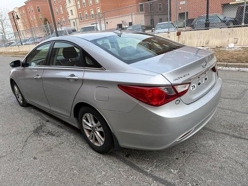 Used 2013 Hyundai Sonata GLS w/ Popular Equipment Pkg FWD image 7