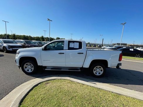Used 2022 Chevrolet Colorado W/T w/ WT Convenience Package RWD image 4