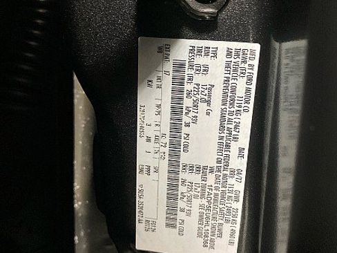 Used 2017 Ford C-MAX Energi SE w/ Equipment Group 401A image 25