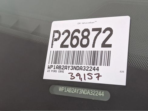 Used 2022 Porsche Cayenne S Platinum image 34