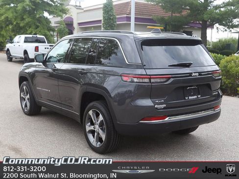 New 2025 Jeep Grand Cherokee Limited image 5