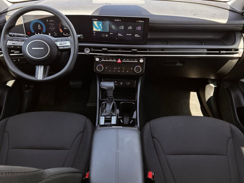 Used 2026 Hyundai Tucson SEL image 8