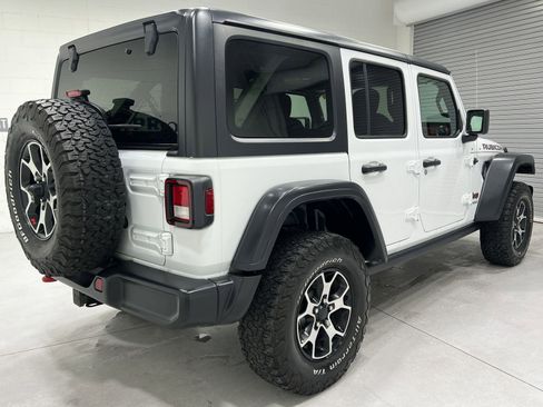 Used 2021 Jeep Wrangler Unlimited Rubicon w/ Cold Weather Group image 8