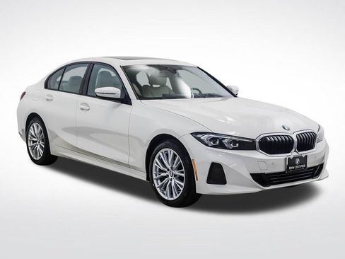 Certified 2023 BMW 330i xDrive Sedan w/ Driving Assistance Package AWD/4WD image 7
