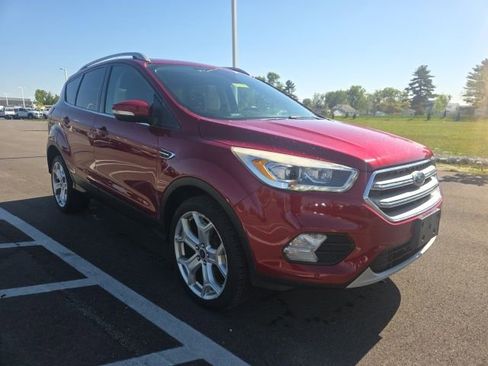 Used 2019 Ford Escape Titanium AWD/4WD image 1