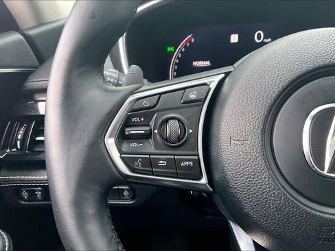 Used 2023 Acura MDX SH-AWD w/ Advance Package image 23