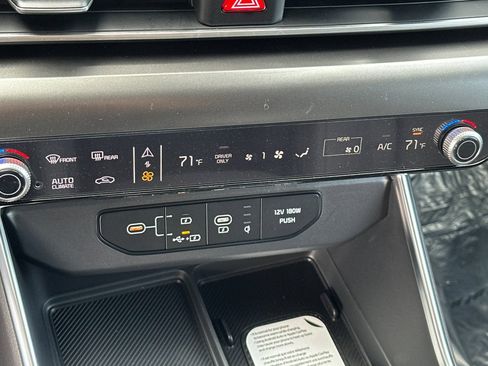 New 2026 Kia Carnival SX Prestige FWD image 21