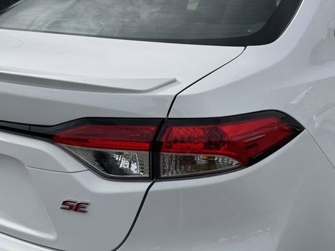Used 2025 Toyota Corolla SE FWD image 10