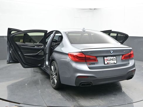 Used 2018 BMW M550i xDrive image 36