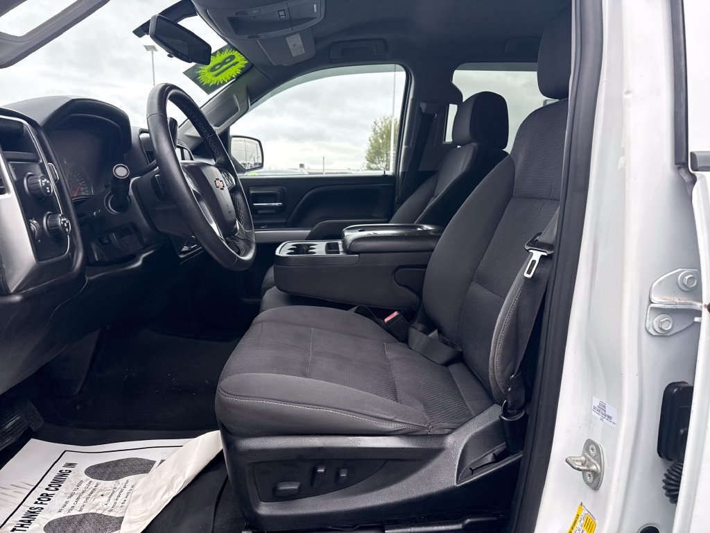 Used 2018 Chevrolet Silverado 1500 LT w/ Texas Edition AWD/4WD image 22