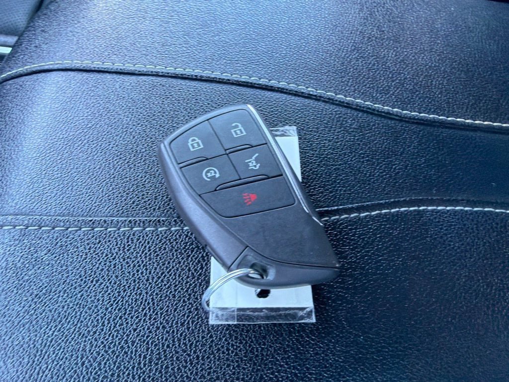 Used 2026 Chevrolet Traverse LT FWD image 28