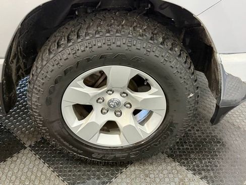 Used 2022 RAM 1500 Big Horn AWD/4WD image 14