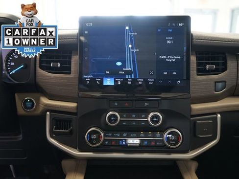 Used 2024 Ford Expedition Limited AWD/4WD image 23