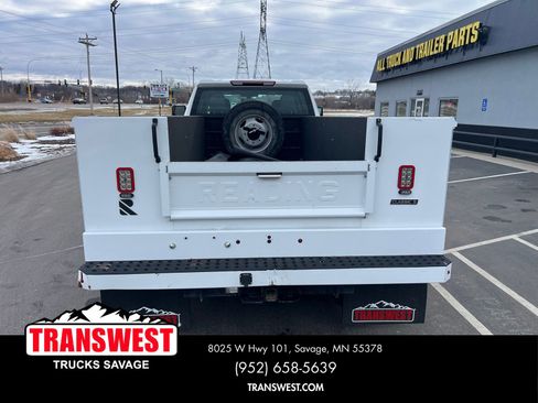 Used 2023 Chevrolet Silverado 3500 W/T w/ WT Fleet Convenience Package image 9