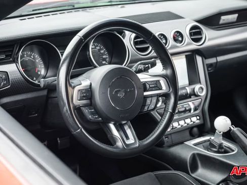 Used 2019 Ford Mustang GT w/ Black Accent Package RWD image 7
