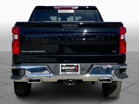 Used 2024 Chevrolet Silverado 1500 LT w/ Z71 Off-Road Package image 4