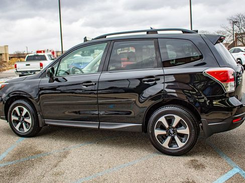 Used 2017 Subaru Forester 2.5i Premium image 5