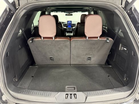 Used 2023 Ford Explorer Platinum w/ Technology Package image 47