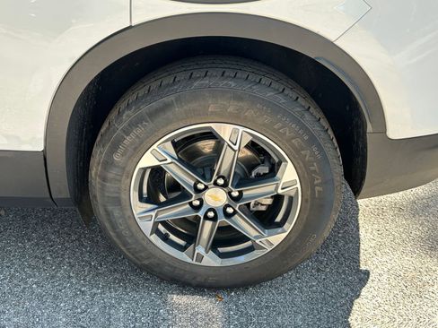 Used 2025 Chevrolet Blazer LT image 23