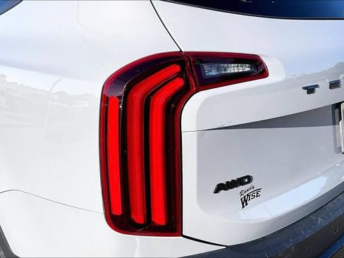 Used 2021 Kia Telluride EX w/ EX Premium Package AWD/4WD image 30