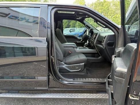 Used 2020 Ford F150 XLT w/ Equipment Group 302A Luxury AWD/4WD image 30