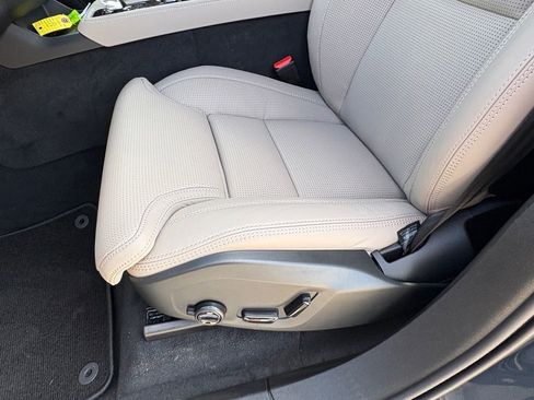 New 2026 Volvo XC90 B5 Ultra w/ Lounge Package AWD/4WD image 19