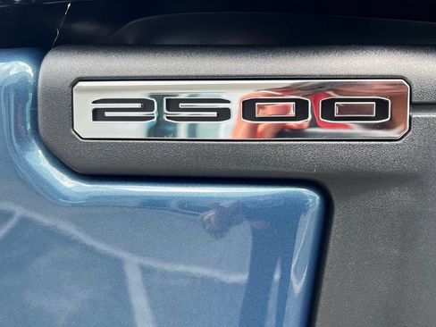 New 2026 GMC Sierra 2500 Denali Ultimate w/ LPO, Black Badging Package AWD/4WD image 7