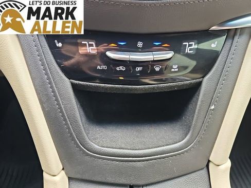 Used 2019 Cadillac XT5 Luxury AWD/4WD image 18