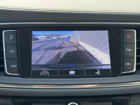 Used 2021 Buick Enclave Premium w/ Sun and Sites Package image 11