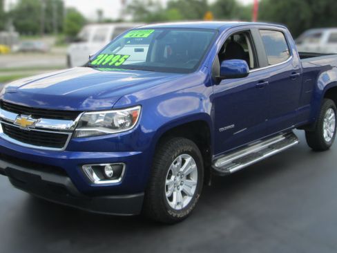 Used 2016 Chevrolet Colorado LT w/ LT Convenience Package AWD/4WD image 2