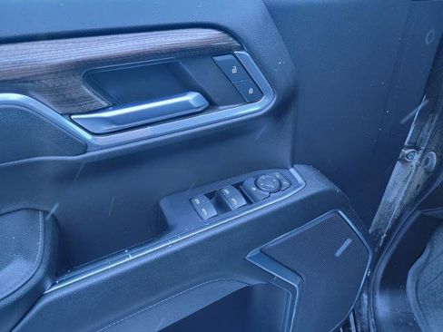 Used 2023 Chevrolet Silverado 1500 LT w/ Convenience Package II image 18