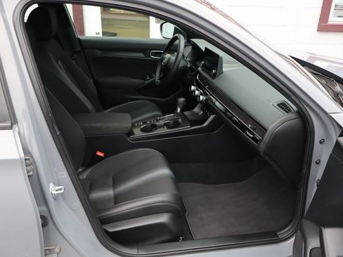 Used 2025 Honda Civic Sport image 7