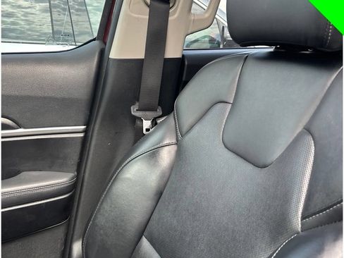 Used 2023 Kia Telluride S w/ S Sunroof Package FWD image 19