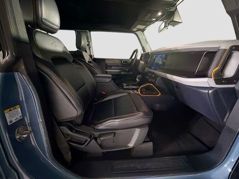 Used 2023 Ford Bronco Badlands AWD/4WD image 30