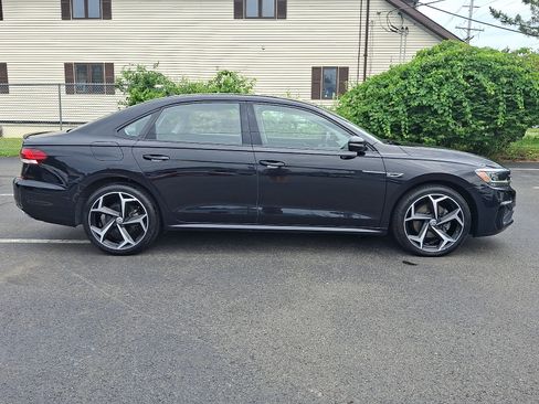 Used 2020 Volkswagen Passat 2.0T R-Line FWD image 8
