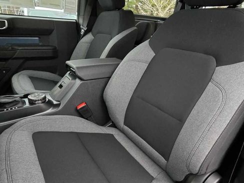New 2025 Ford Bronco 2-Door w/ Sasquatch Package AWD/4WD image 15