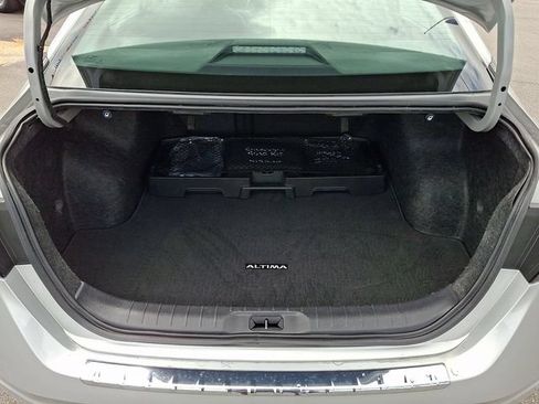 Used 2023 Nissan Altima 2.5 SL FWD image 24