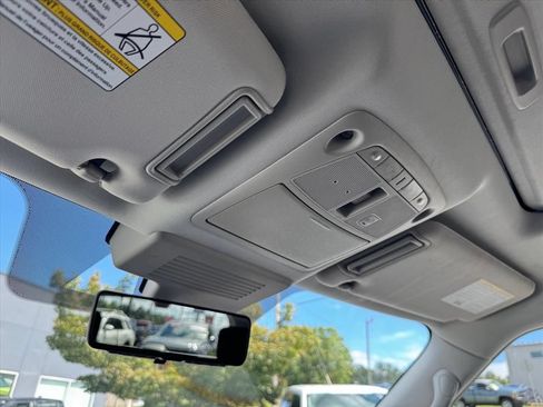 Used 2019 Nissan Armada Platinum w/ Captain's Chairs Package RWD image 29